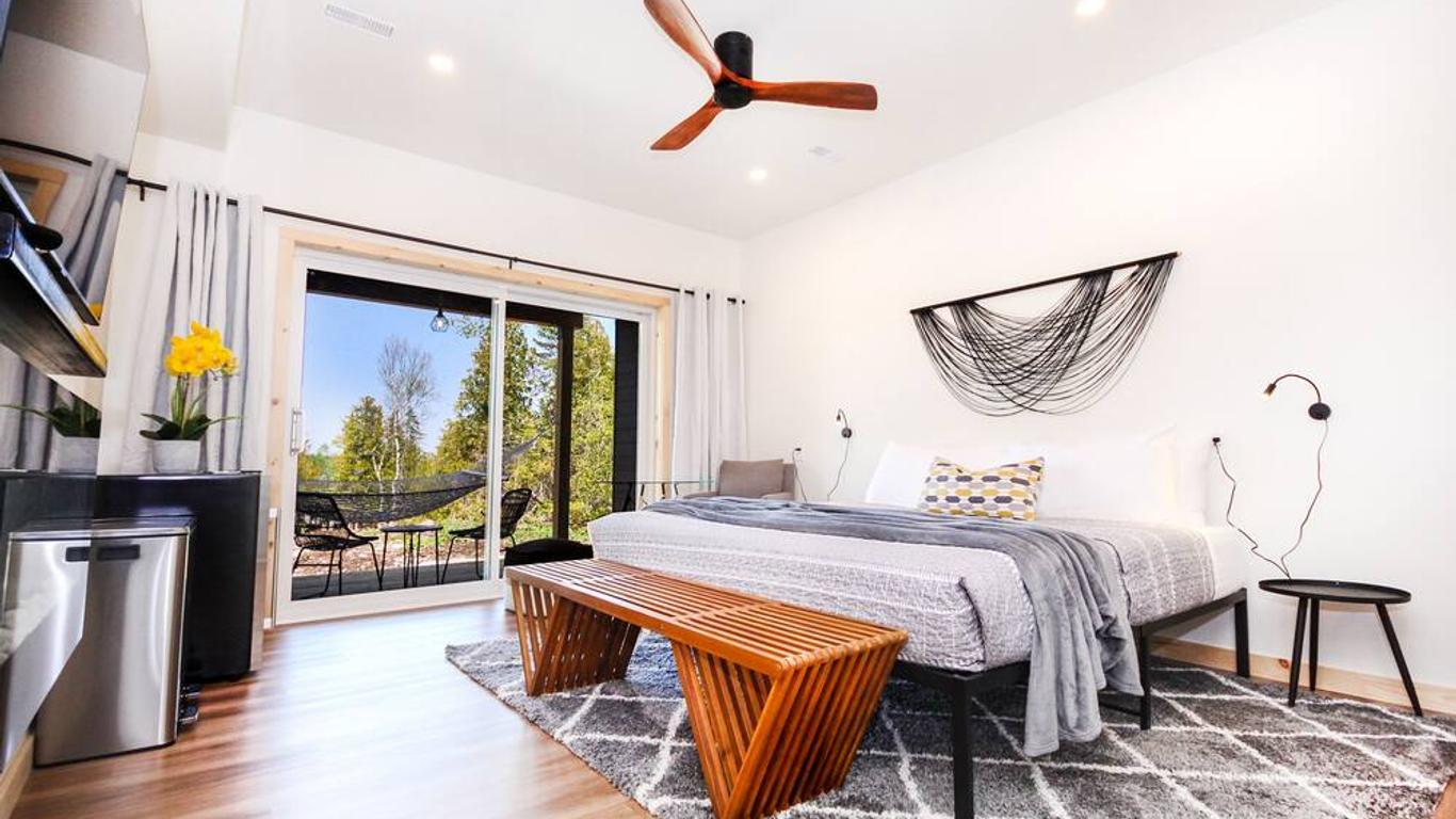 Evo Luxury Waterfront Adults Only B&B