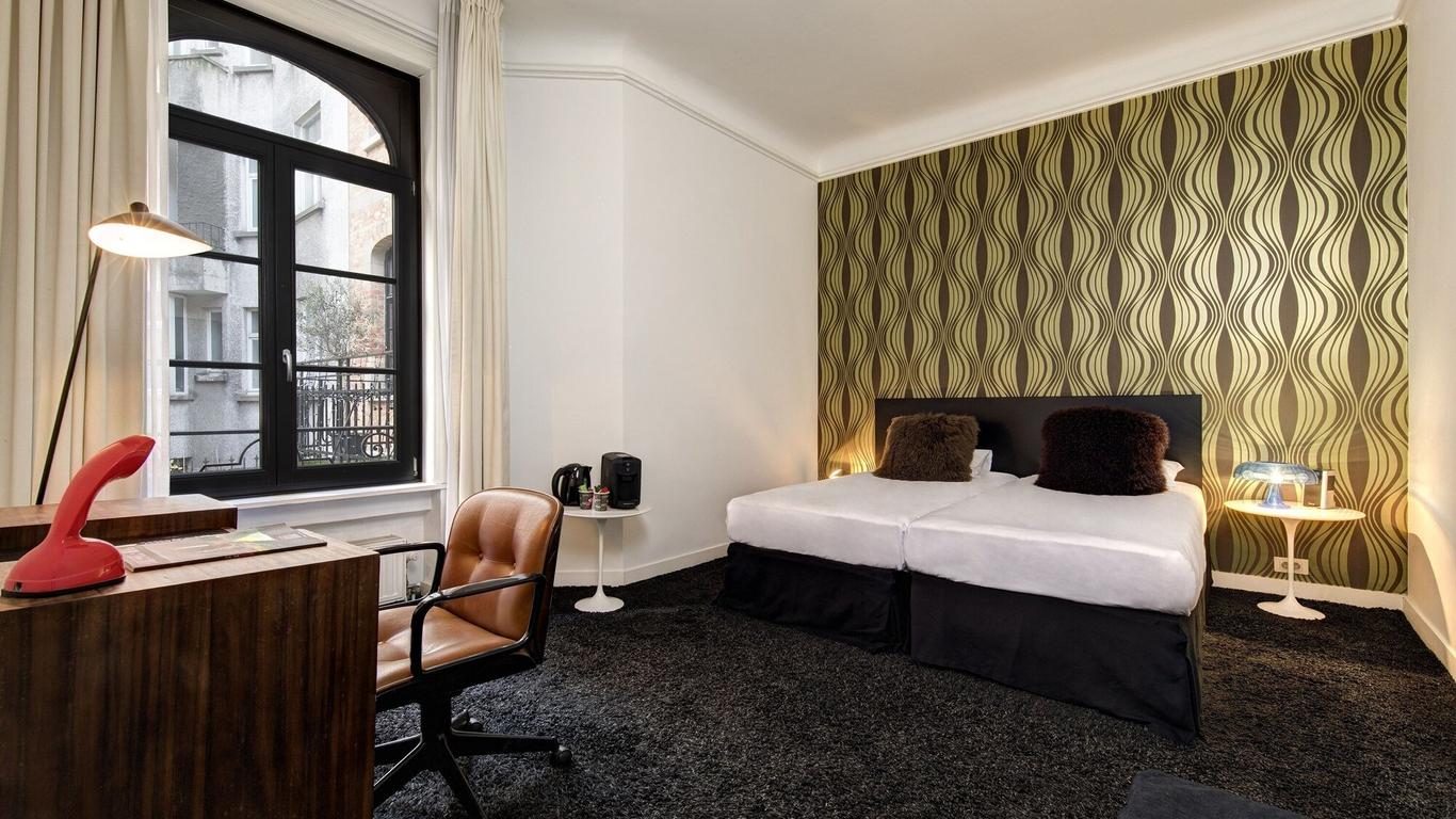 Vintage Hotel