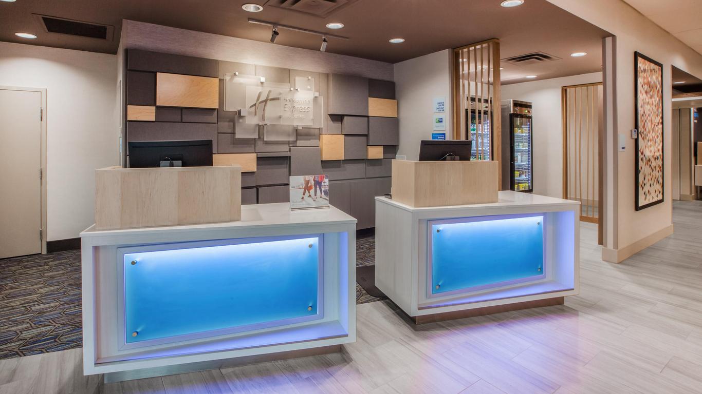 Holiday Inn Express & Suites Chilliwack East By IHG