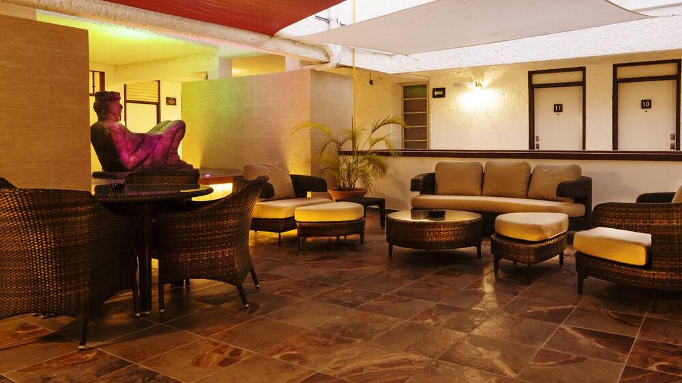 Hotel & Suites Nader